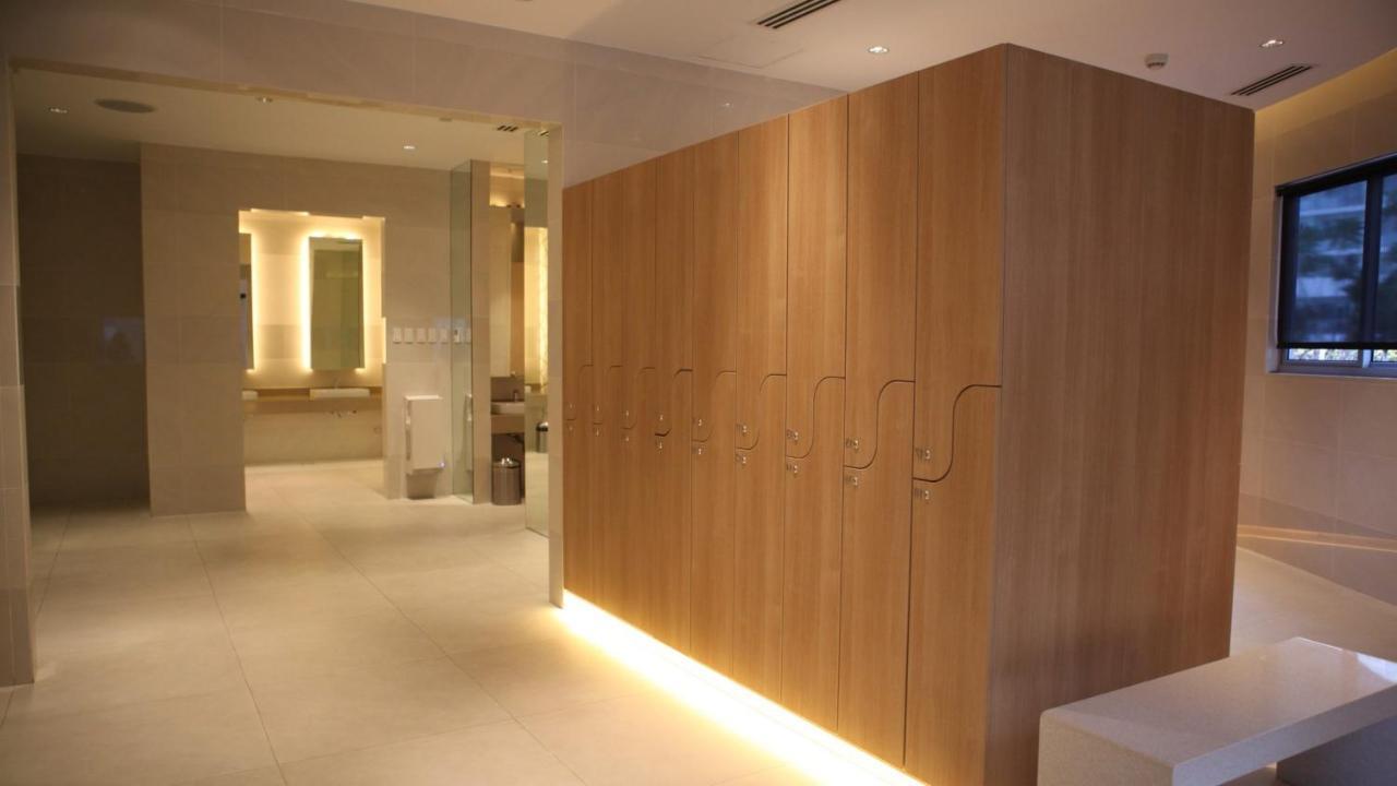 Beach Front Living In The Heart Of The City, Azure Residences มะนิลา ภายนอก รูปภาพ