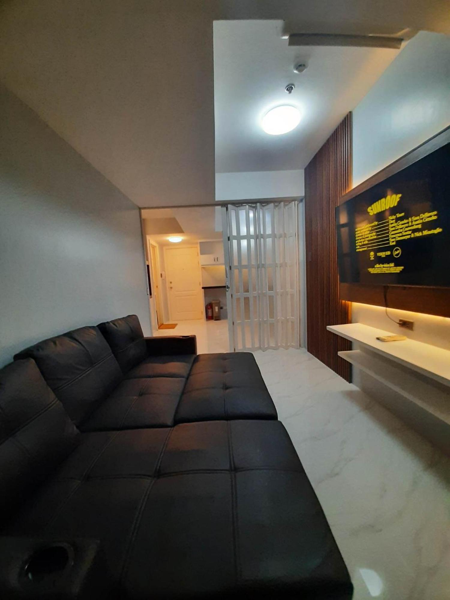 Beach Front Living In The Heart Of The City, Azure Residences มะนิลา ภายนอก รูปภาพ